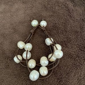 Pearl bracelet